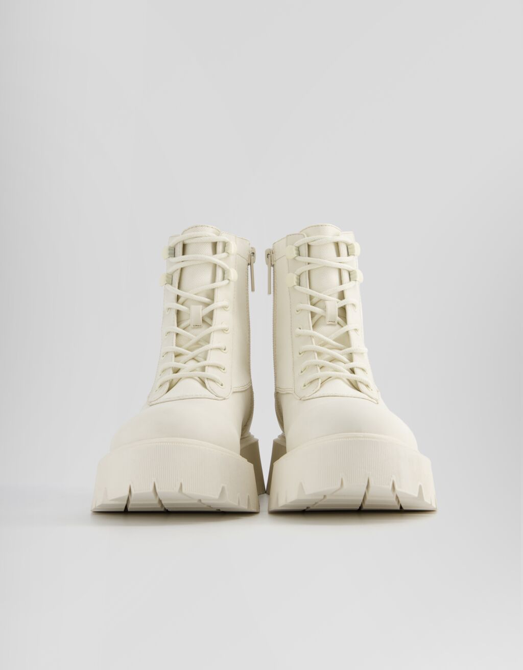 Botines planos acordonados mujer sale