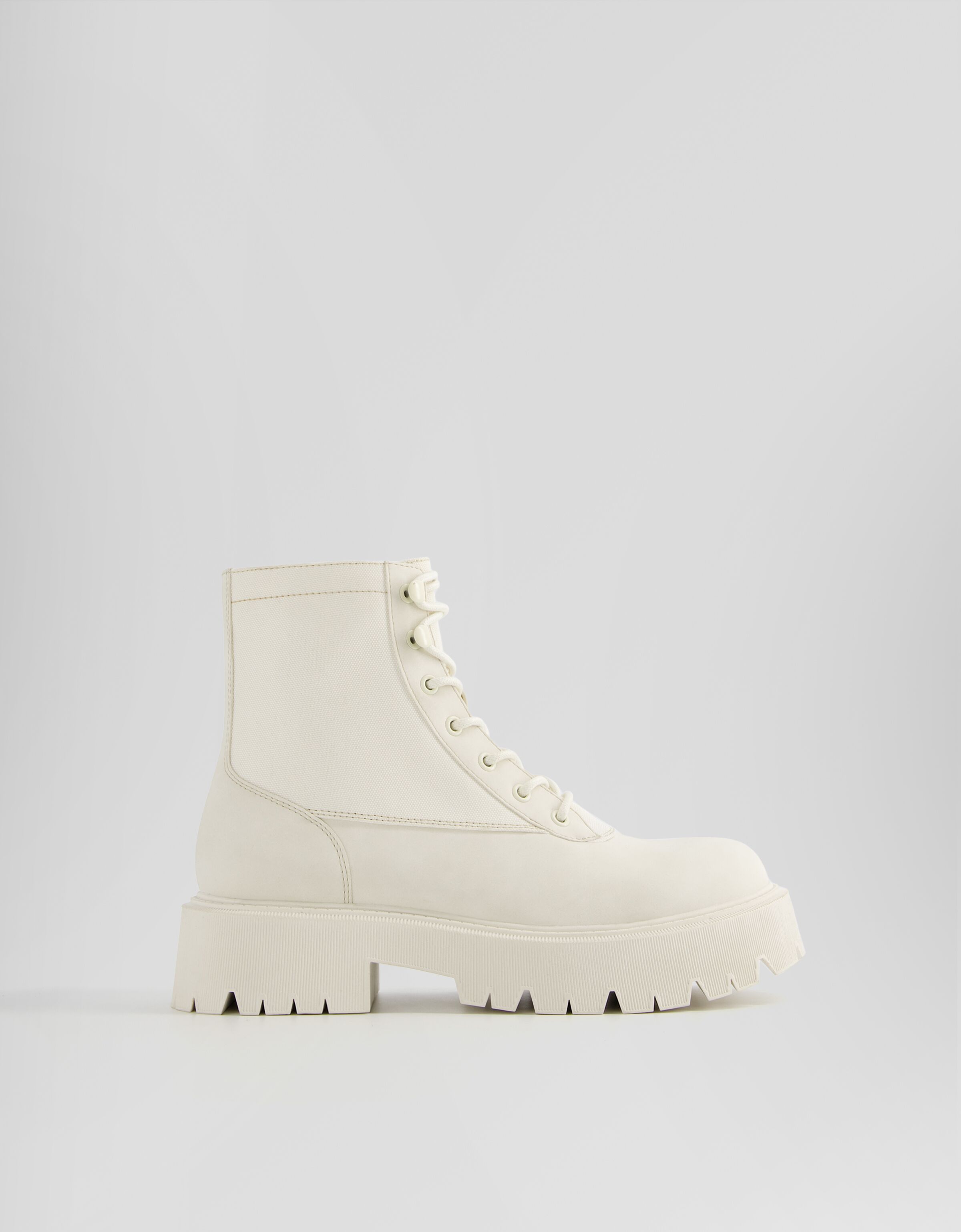 Bershka botines blancos outlet