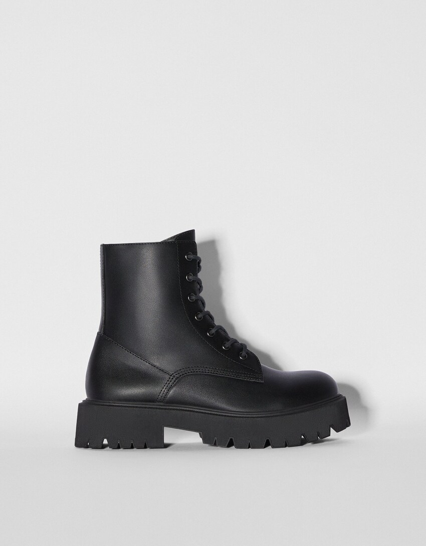 Flache Stiefeletten mit Schnürung-Schwarz-4