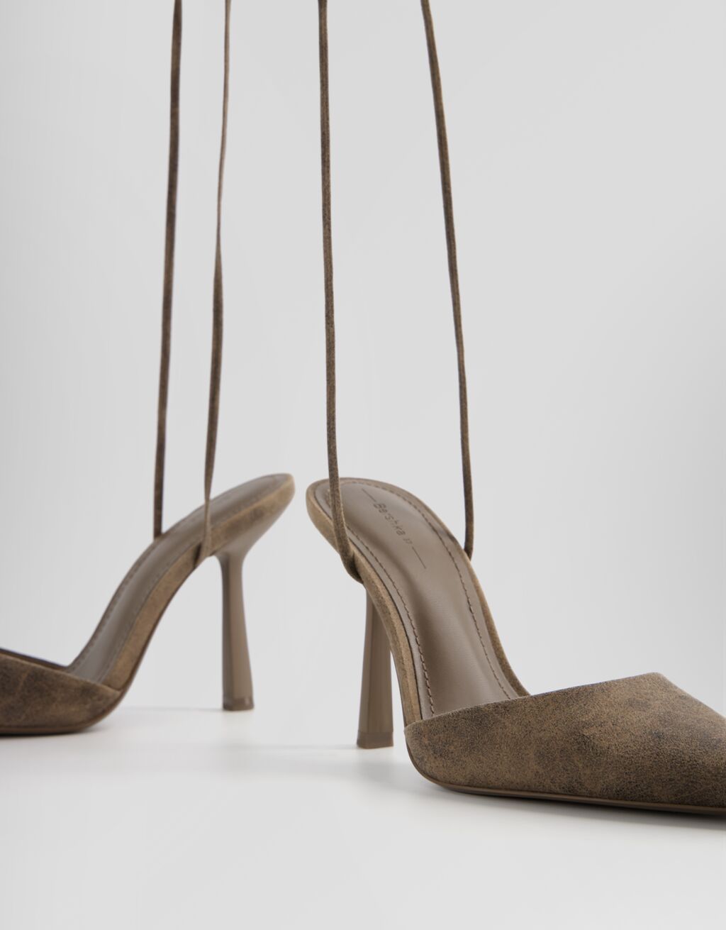Absatzschuhe mit offener Ferse zum Schnüren-Braun-3