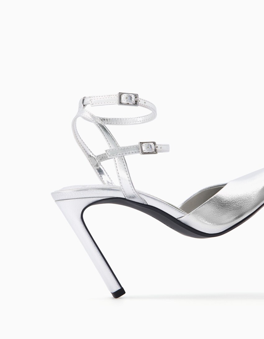 Metallic-Absatzschuhe mit offener Ferse-Silber-2