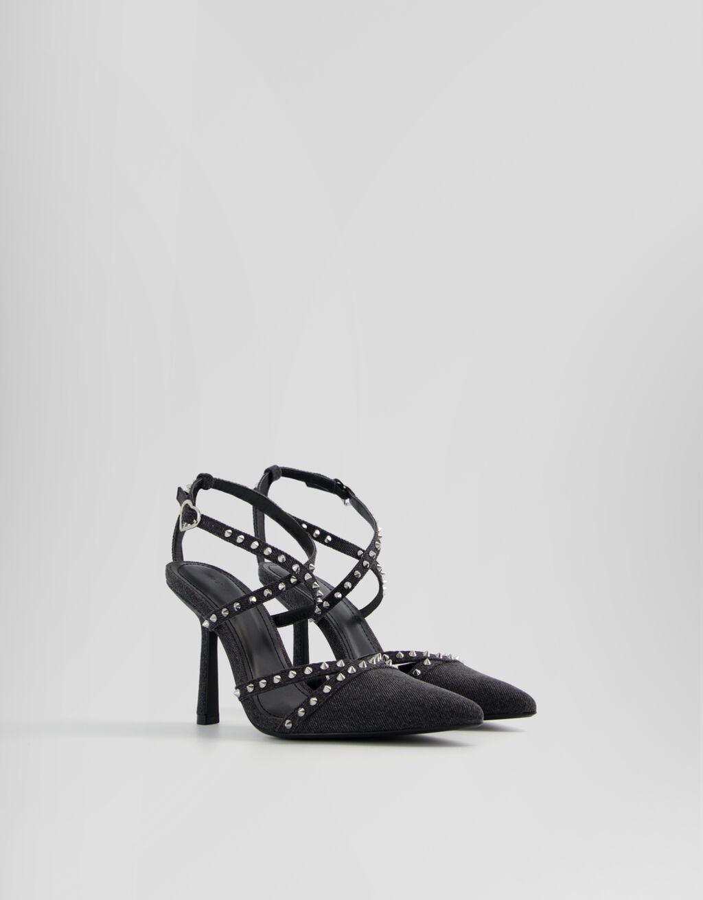 Studded on sale heel shoes