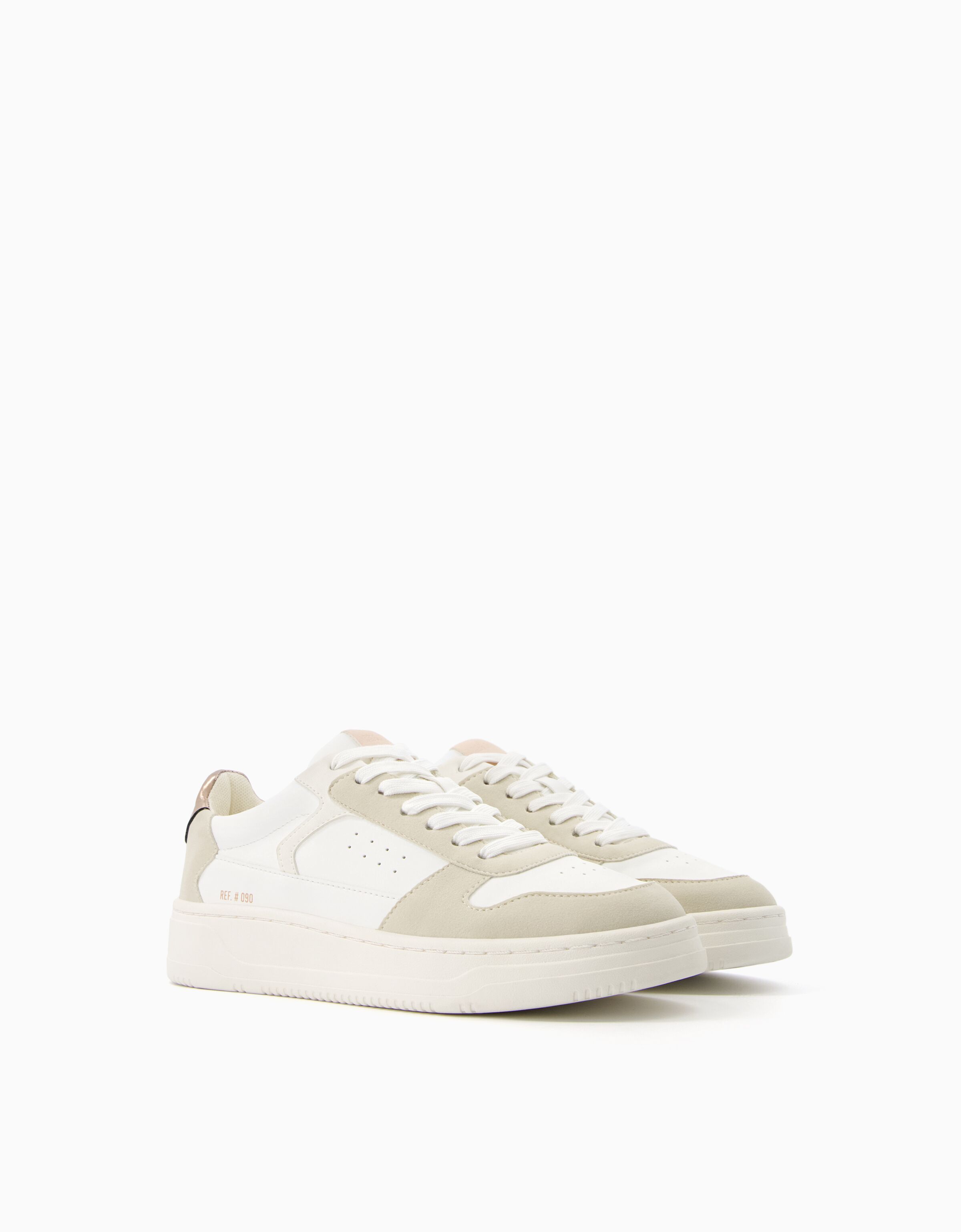 Zapatillas outlet supernenas bershka