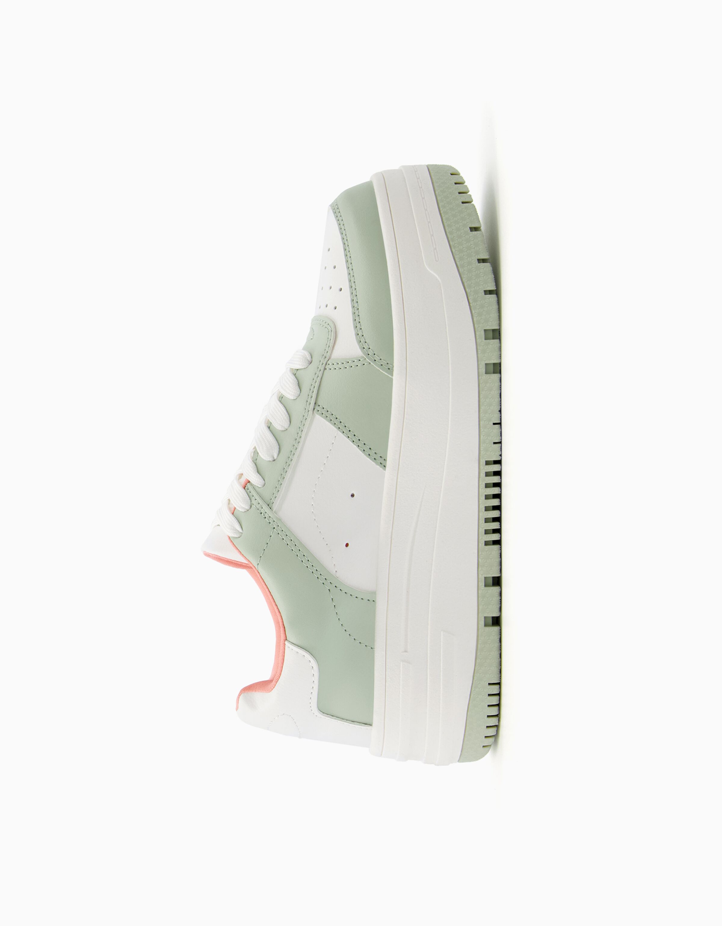 Bershka tenis store