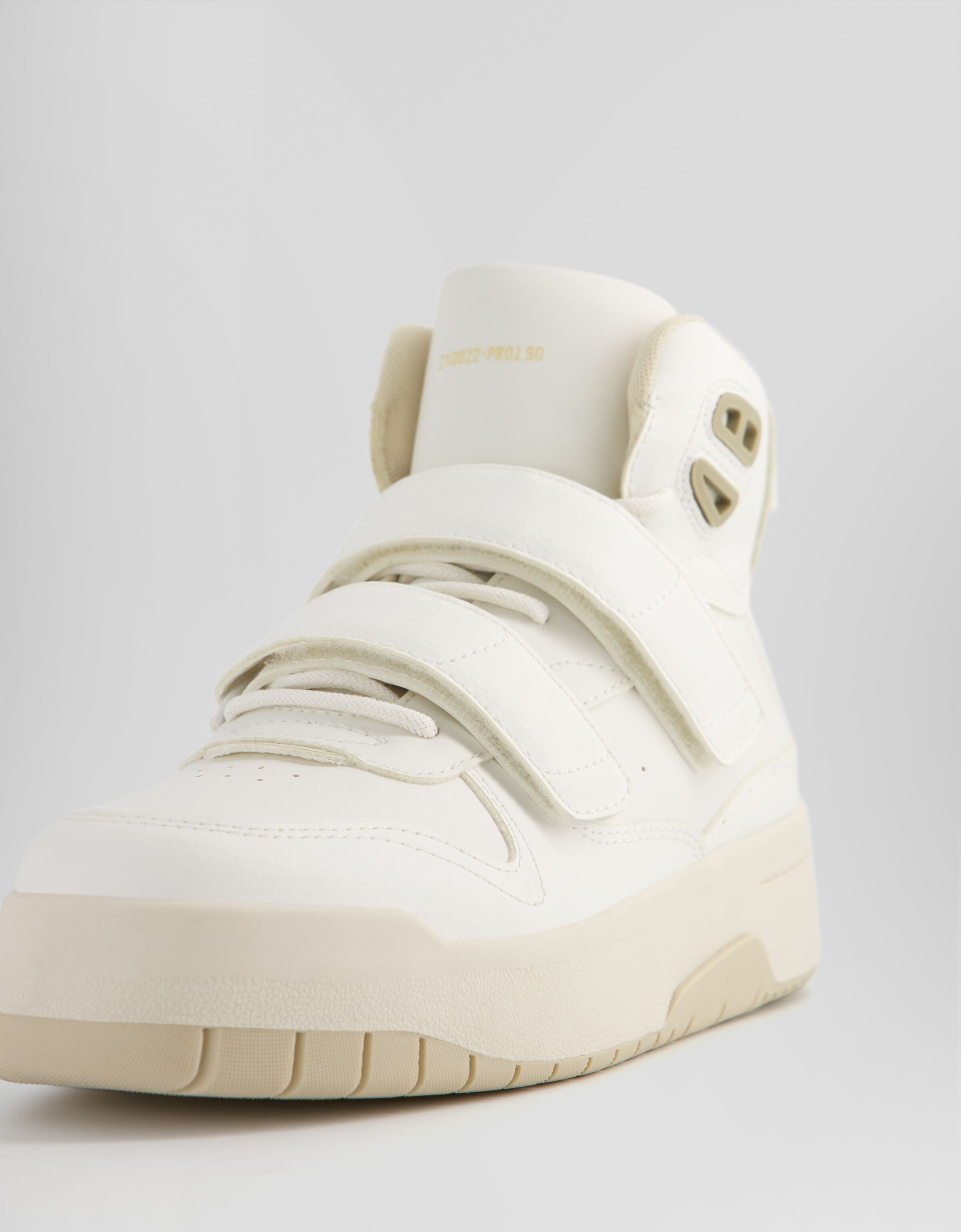 High tops discount with velcro strap
