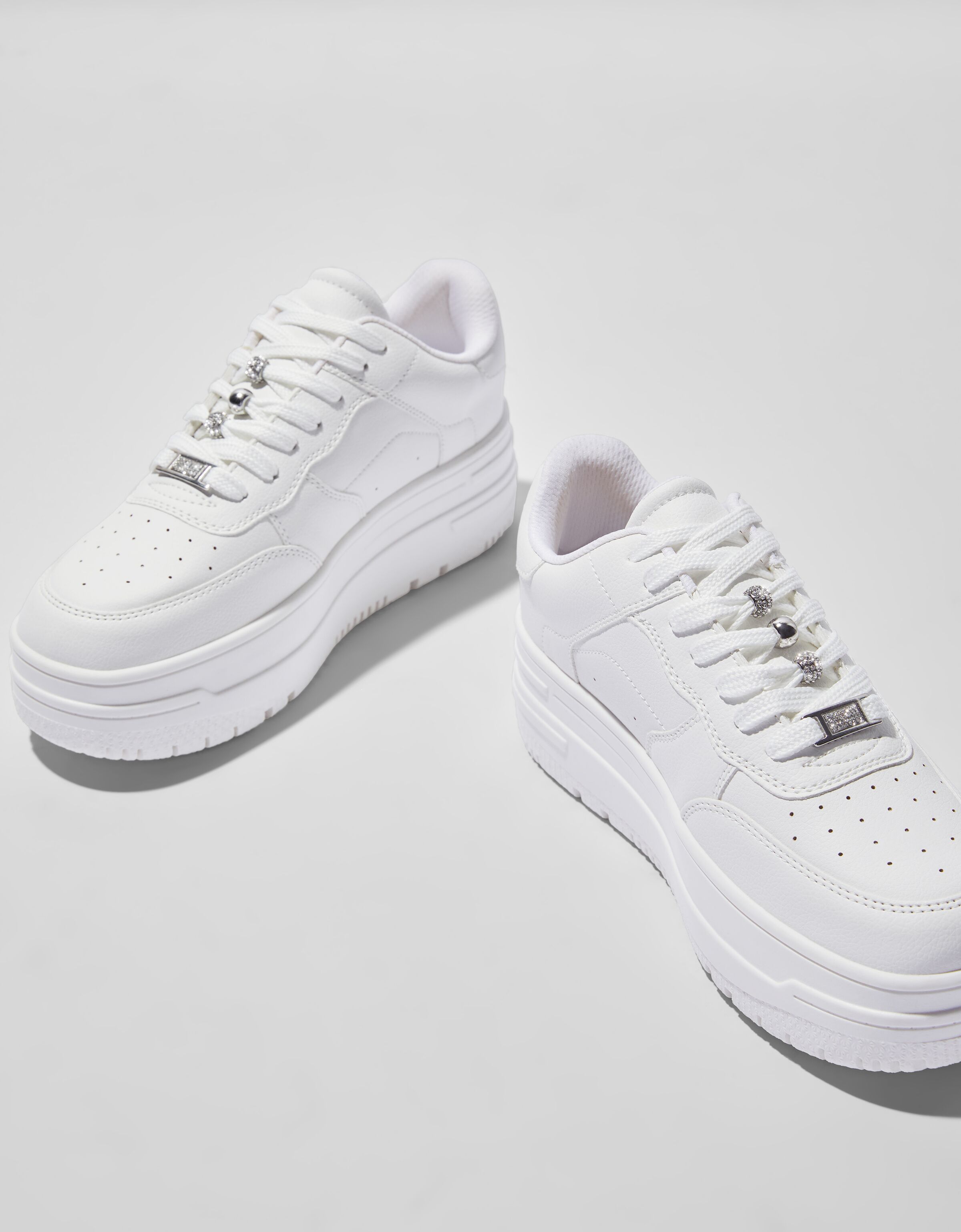 Chaussure 2025 femme bershka