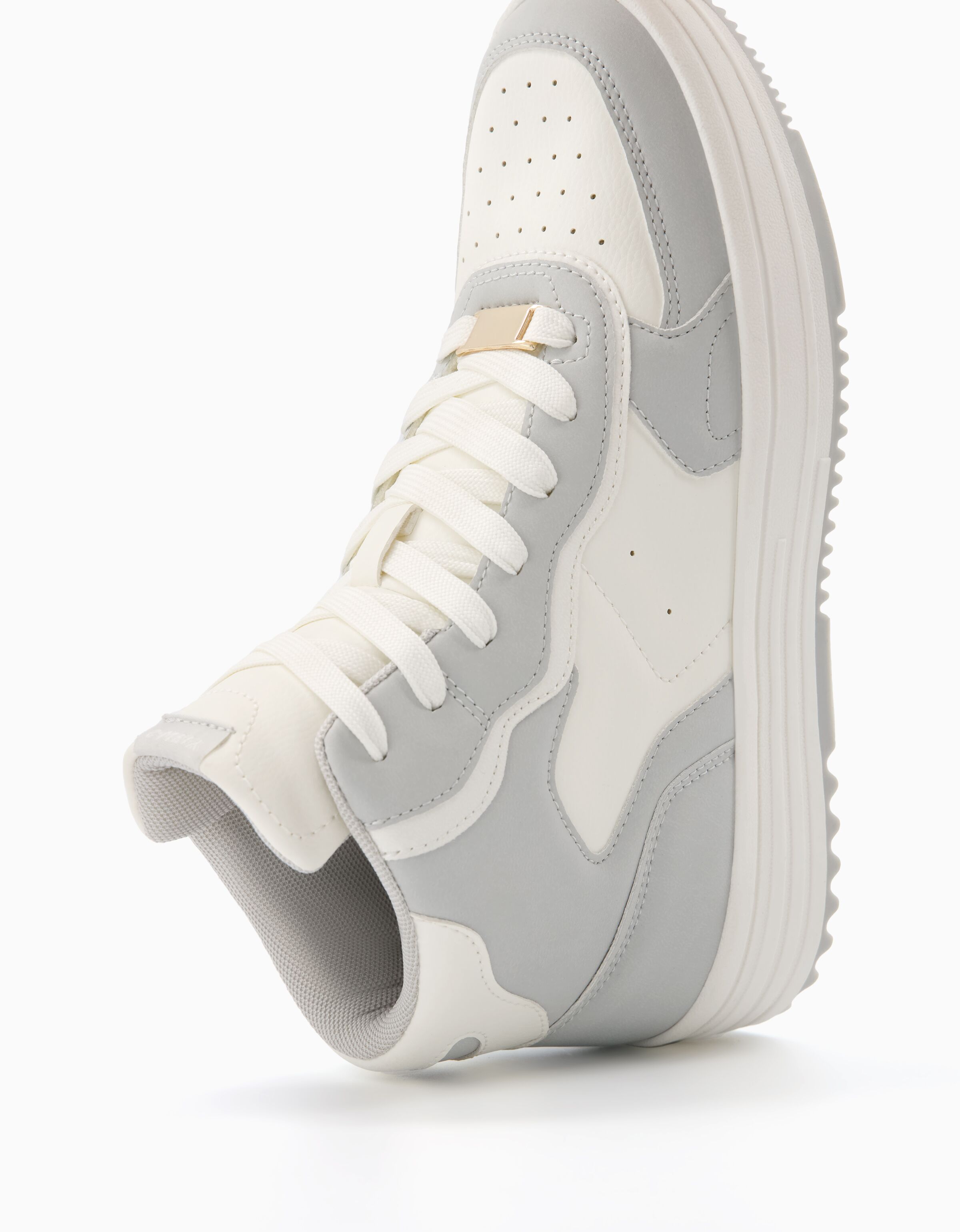 Zapatillas supernenas hotsell bershka