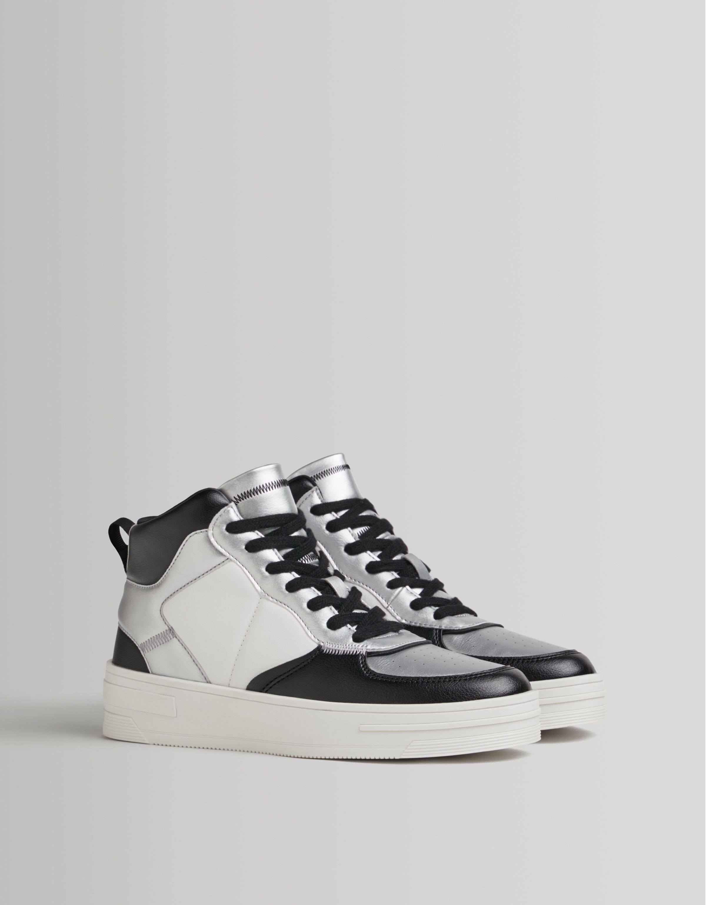 Bershka balenciaga store