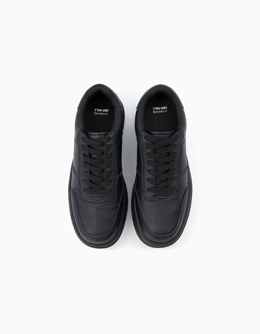Unifarbene Plateau-Sneaker-Schwarz-4
