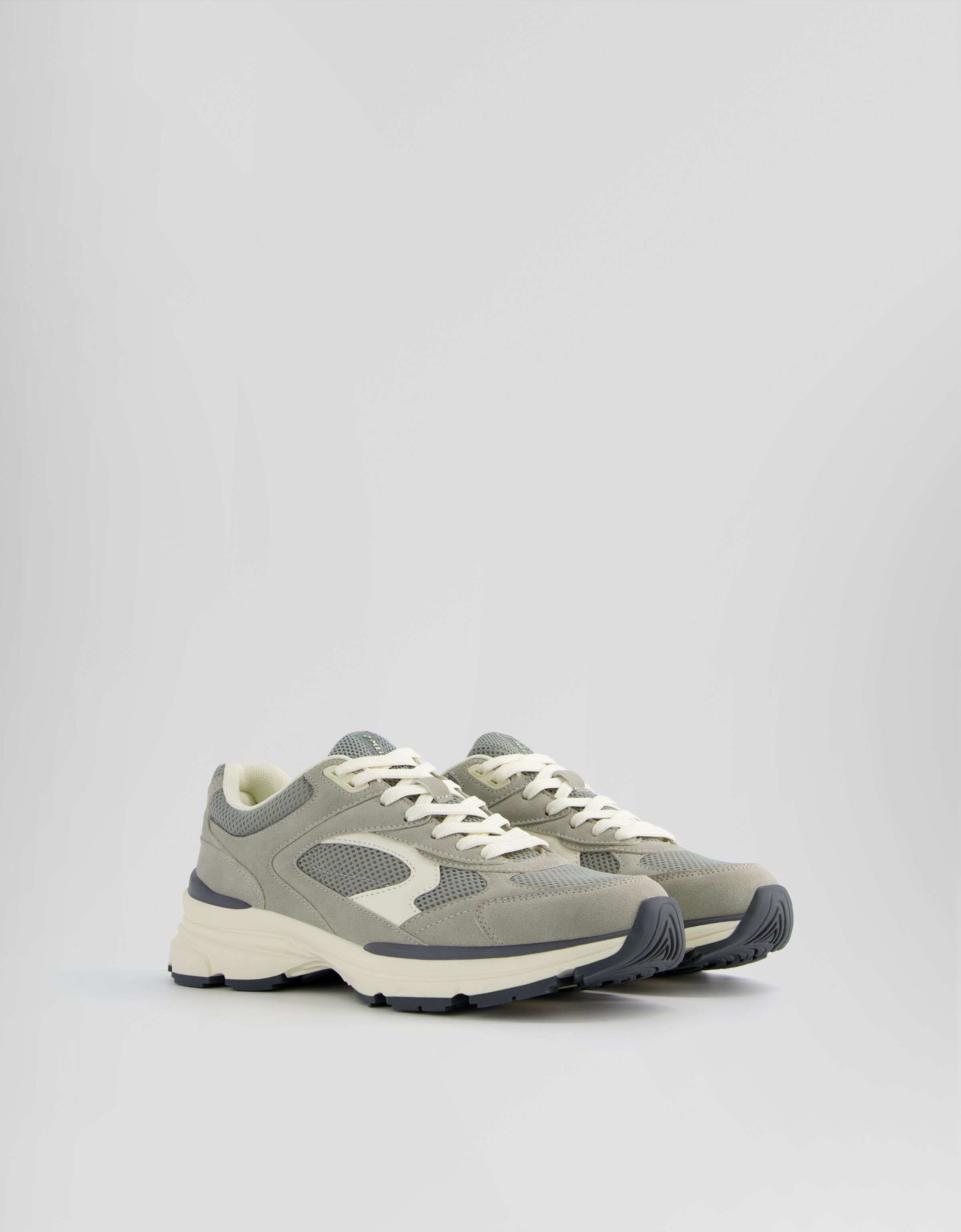 Grey mesh trainers outlet