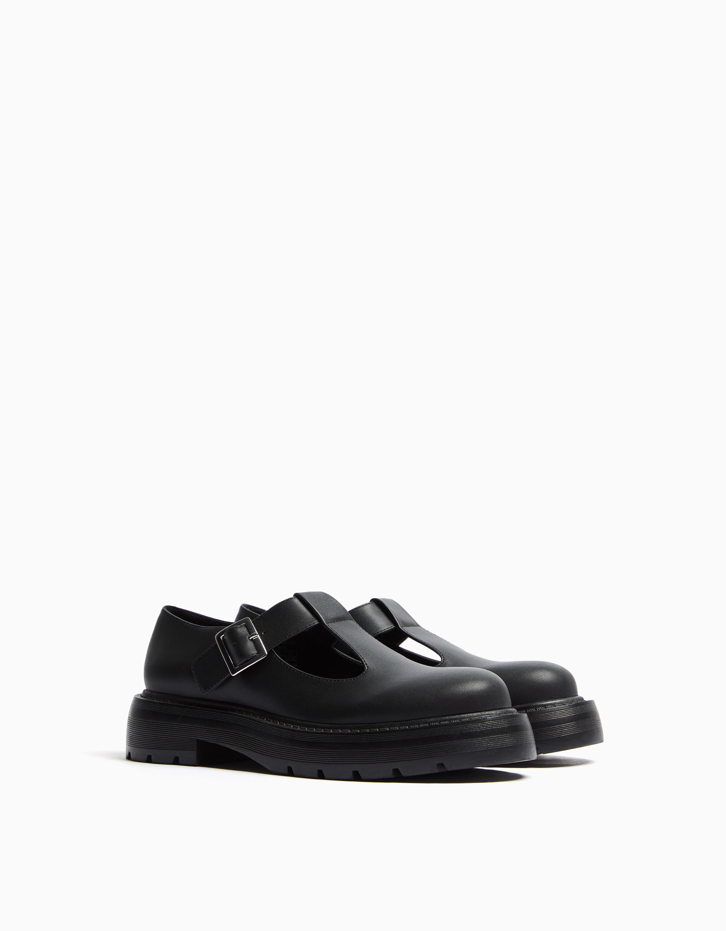Bershka schoenen deals