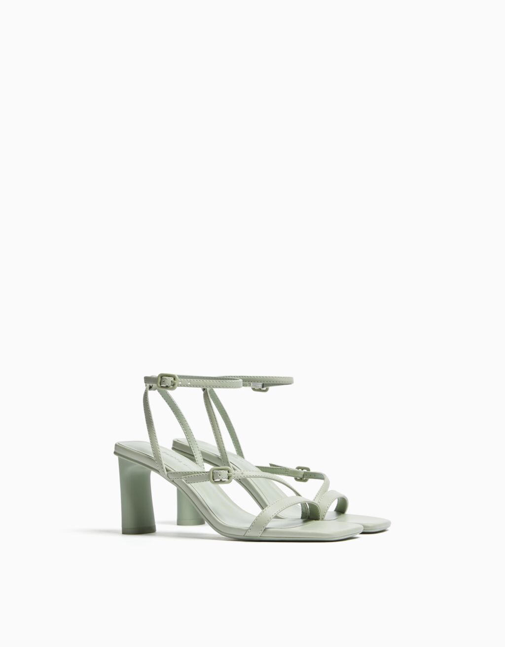 Sandale hotsell bershka femme