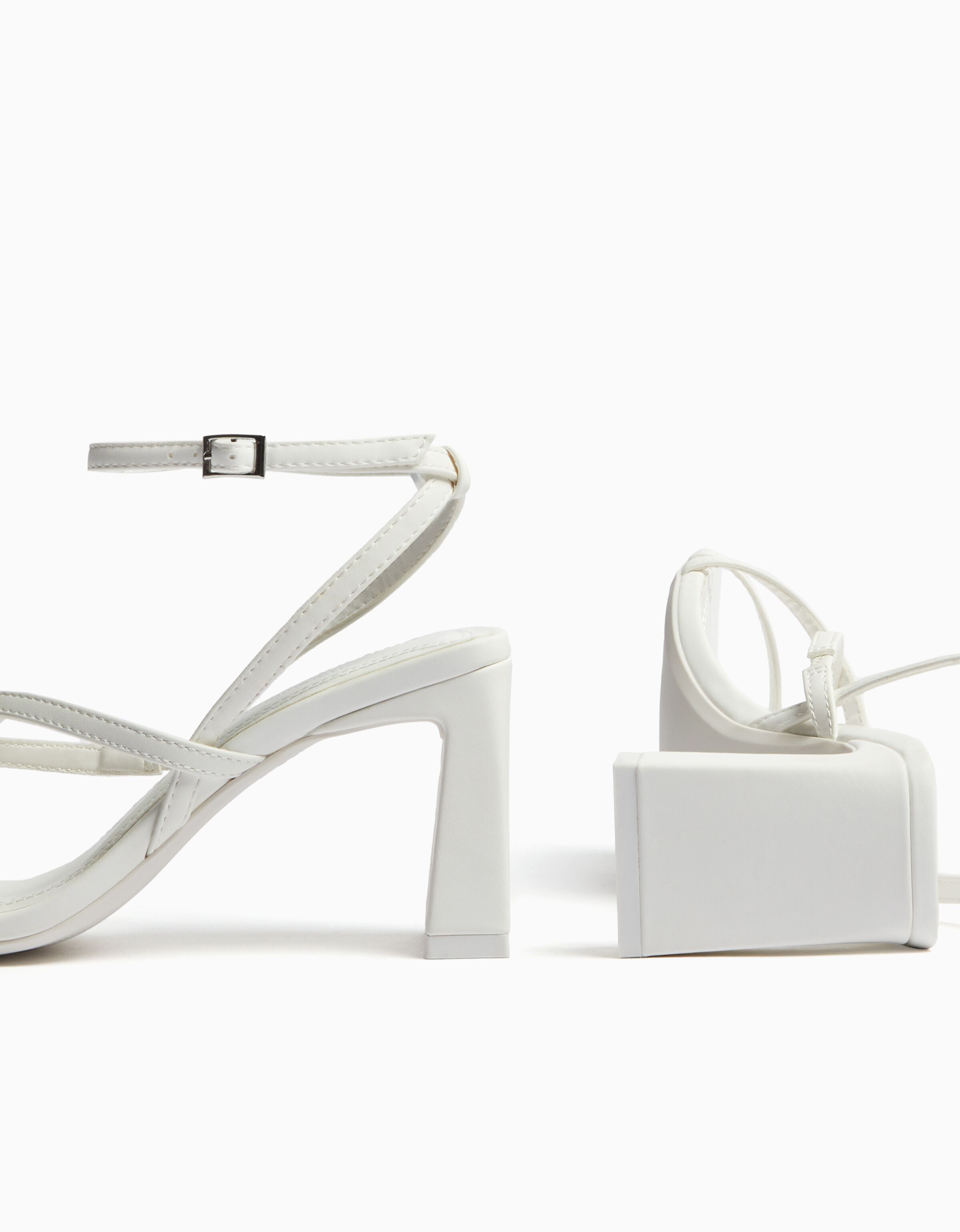 Tacones blancos bershka clearance