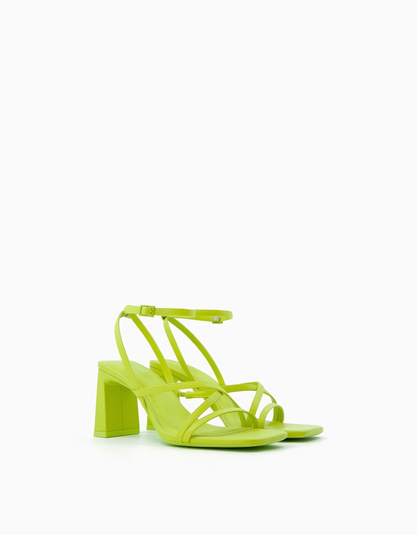 Sandalen mit Absatz und Knöchelriemchen-Grün-0