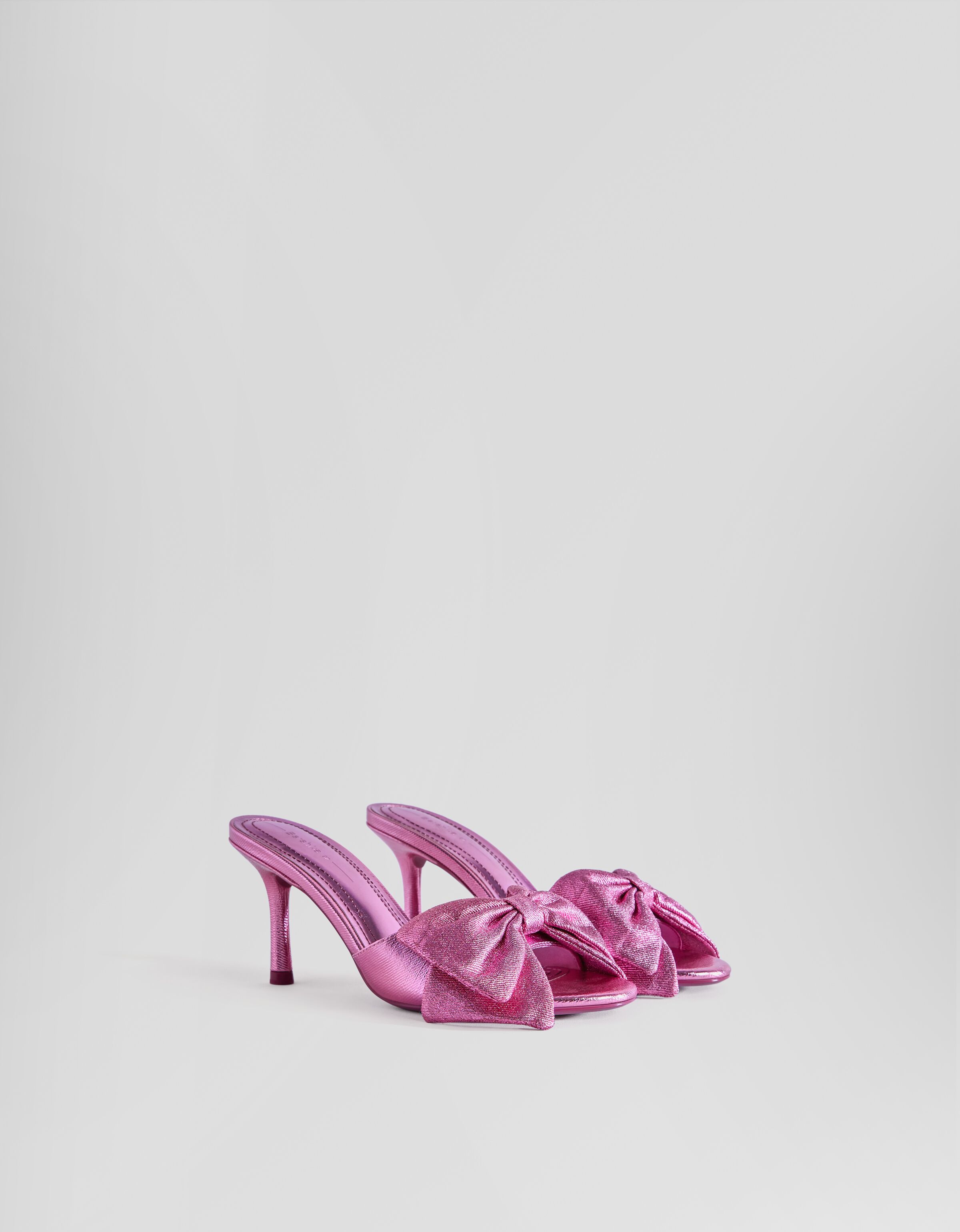 Mules deals transparentes bershka