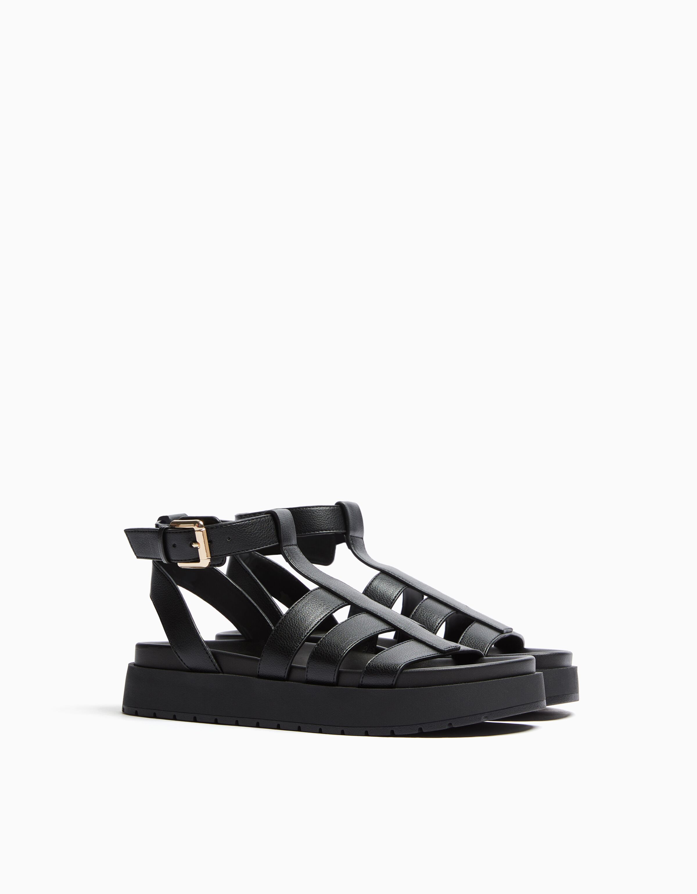 Ravne sandale s kai i ima ene Bershka