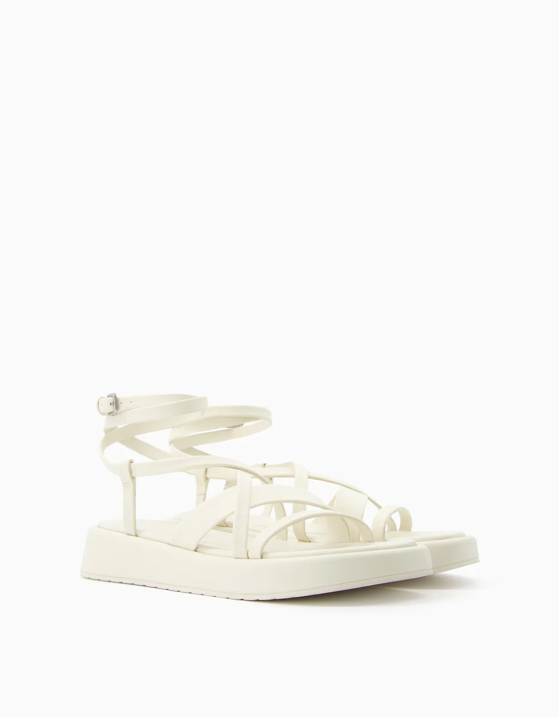 Sandalia plana plataforma pulsera Zapatos - Mujer | Bershka