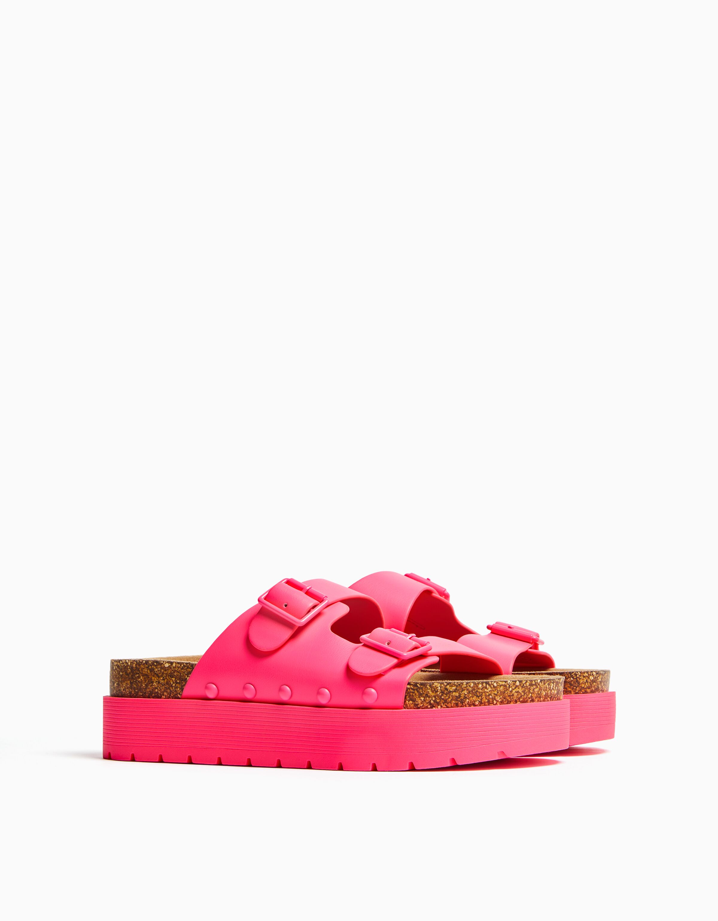 Flat platform sandals with buckles Women Bershka