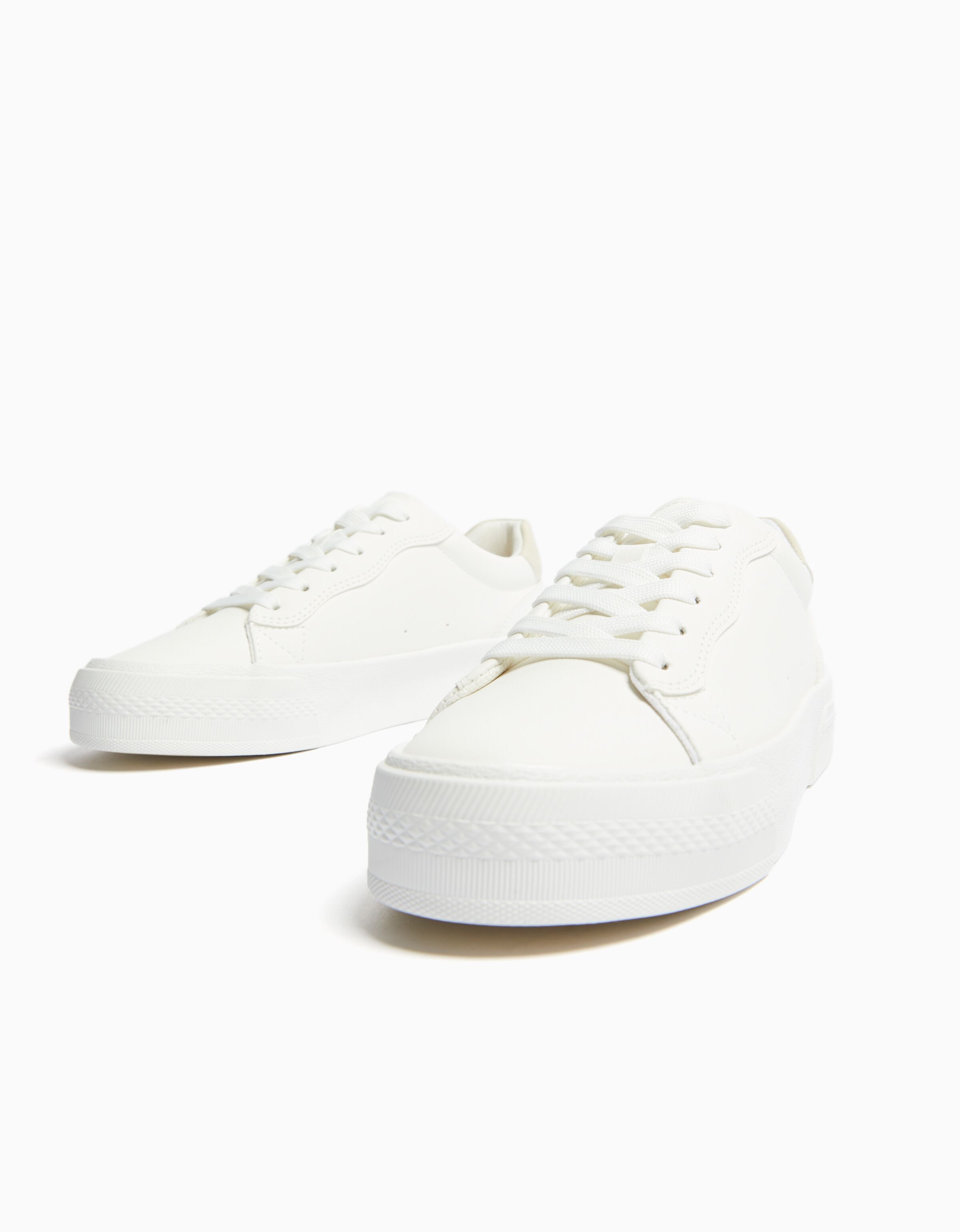Contrast platform trainers Women Bershka