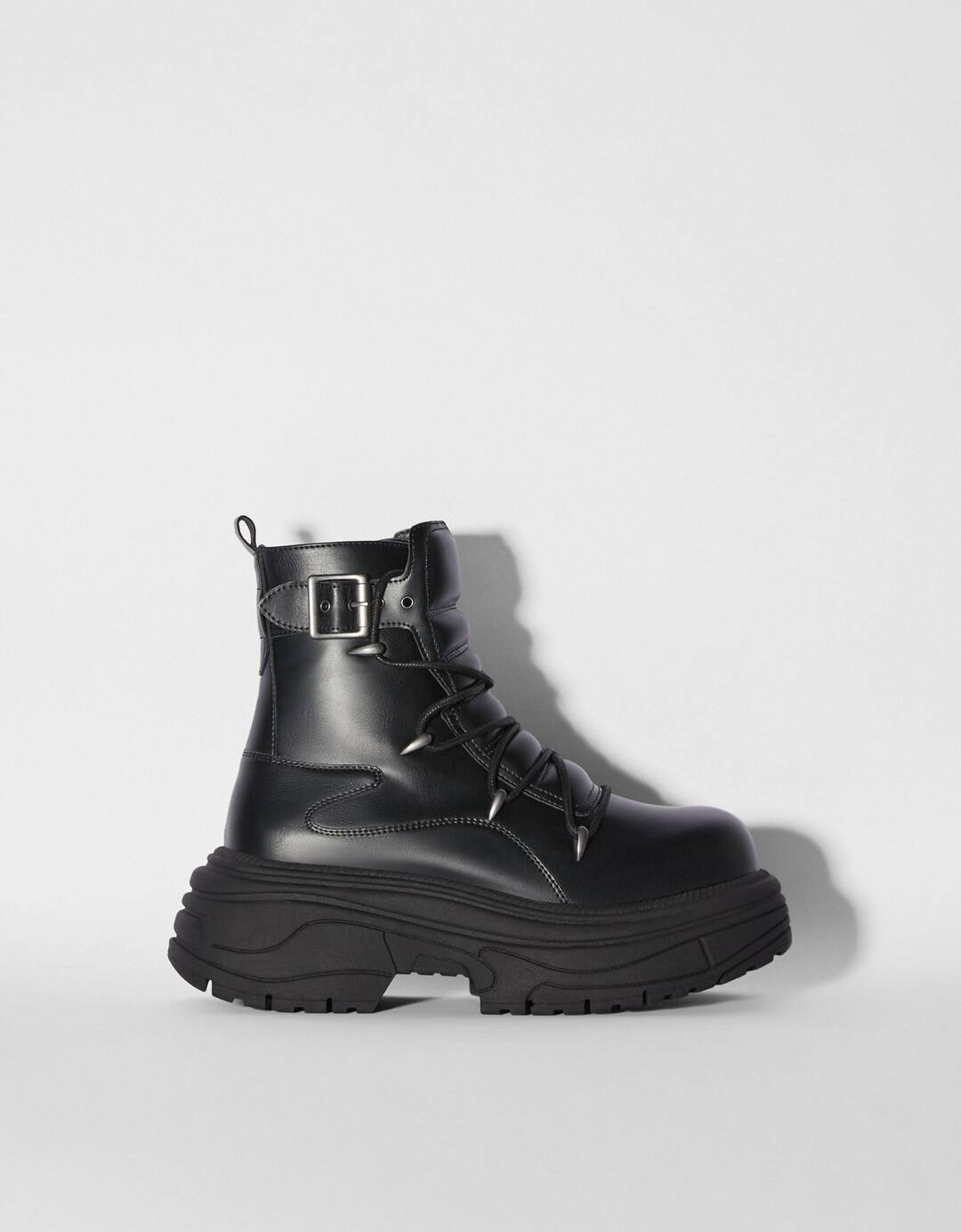 Men's chunky boots with buckles