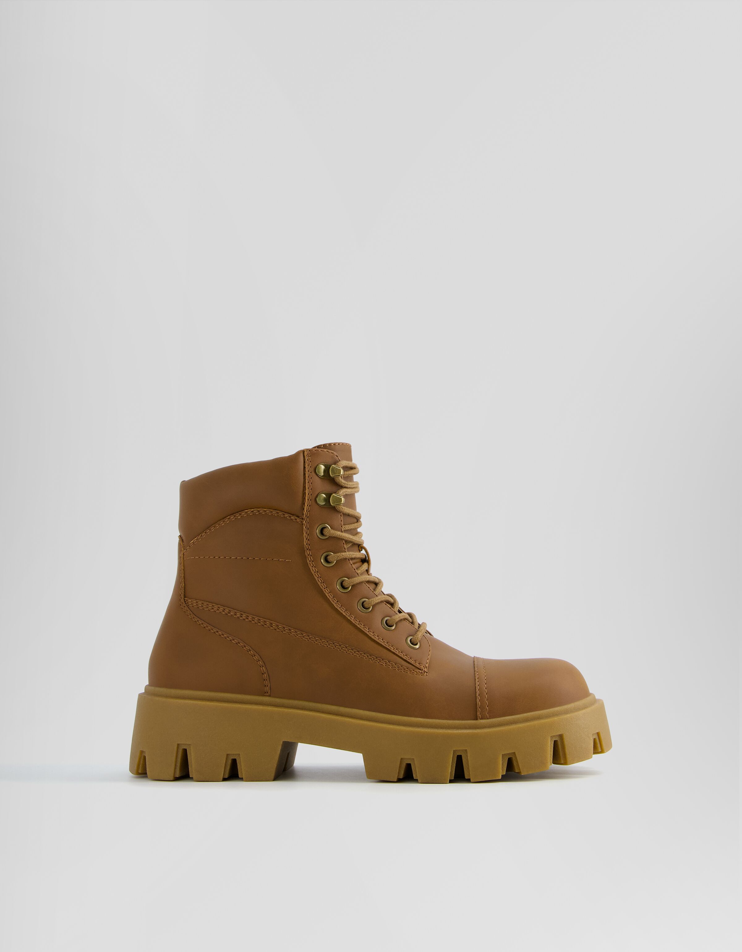 Bershka best sale botas hombre