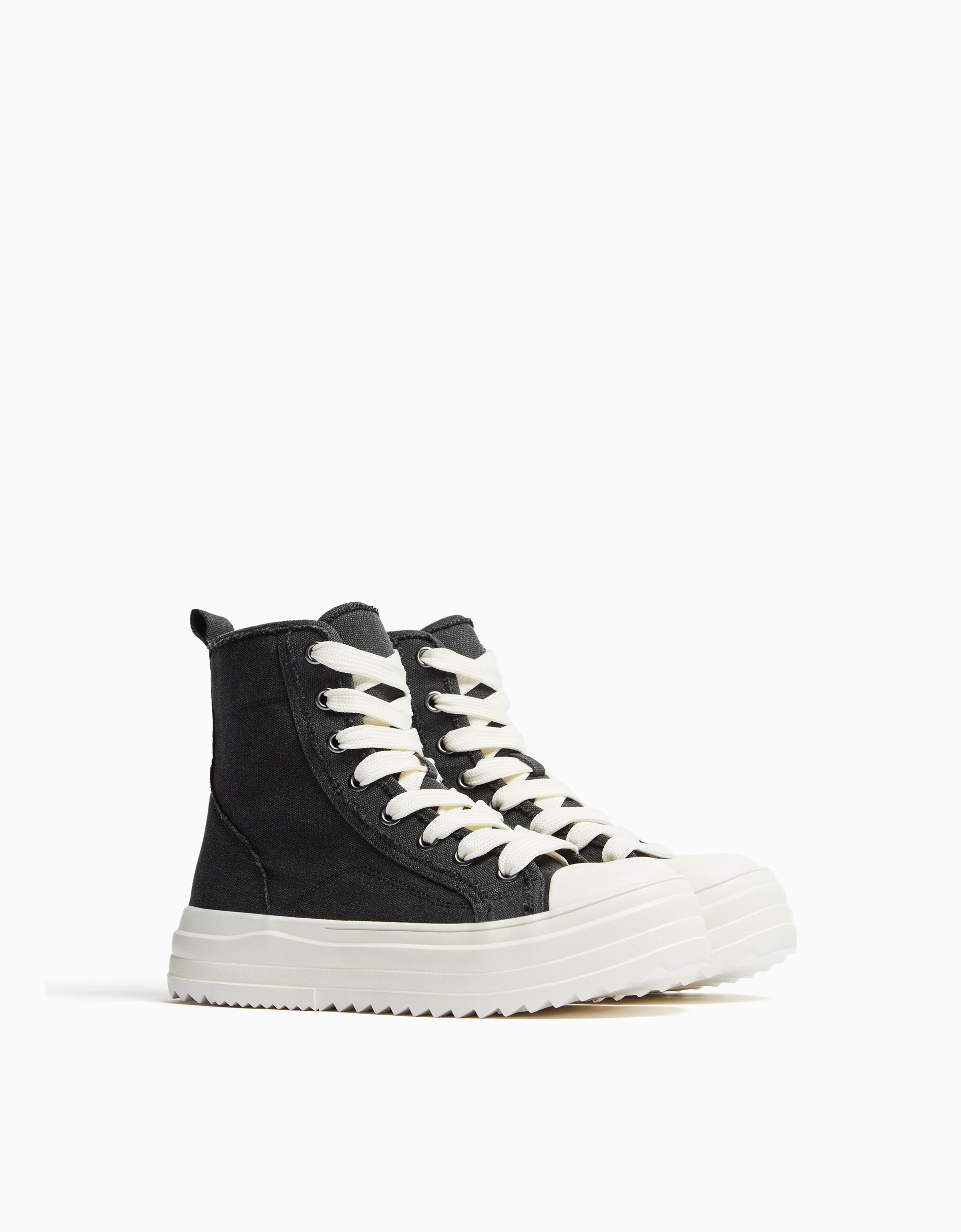 Sneakers a stivaletto voluminose da uomo Uomo Bershka