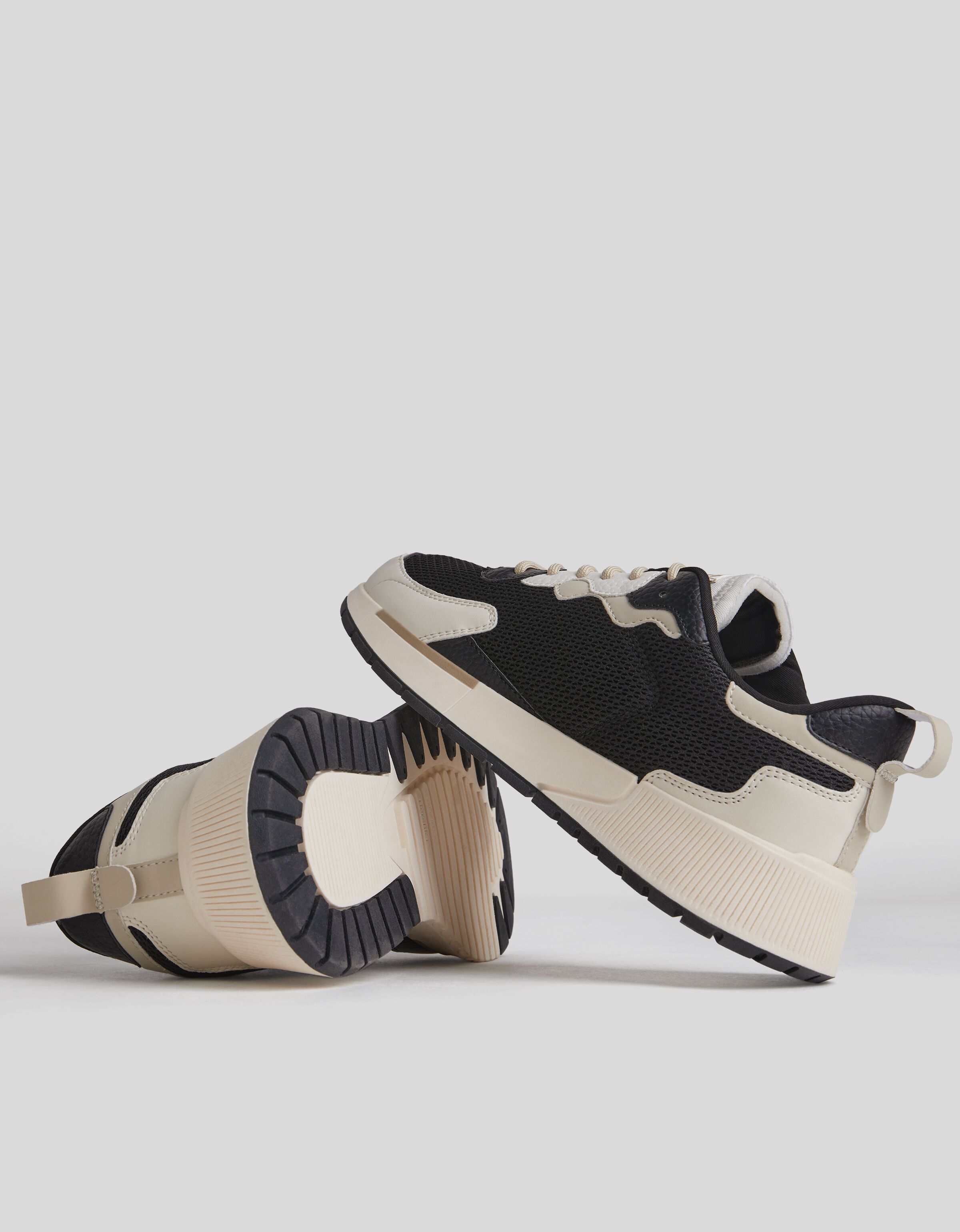 Men s contrast mesh trainers View all Men Bershka