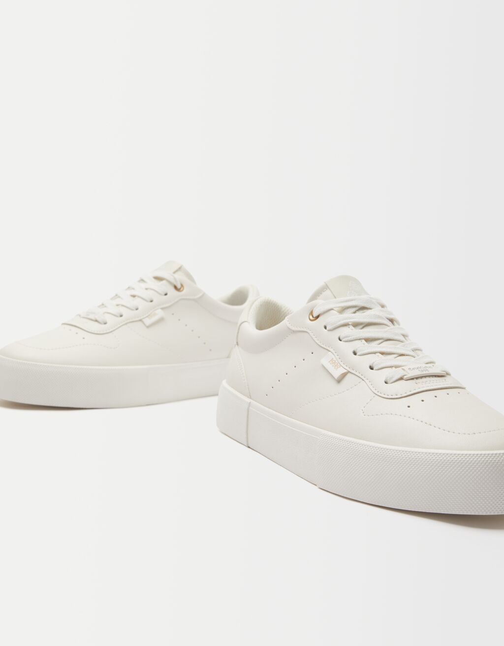 White on sale basic trainers