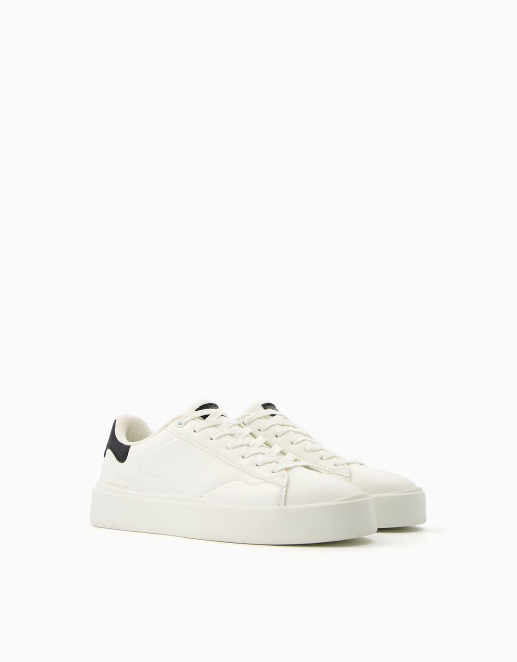 Men s contrasting sneakers Men Bershka