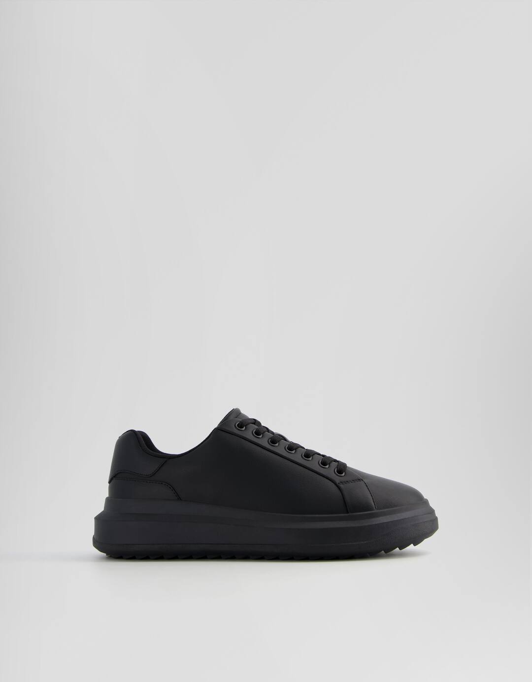 Contrast chunky sole trainers
