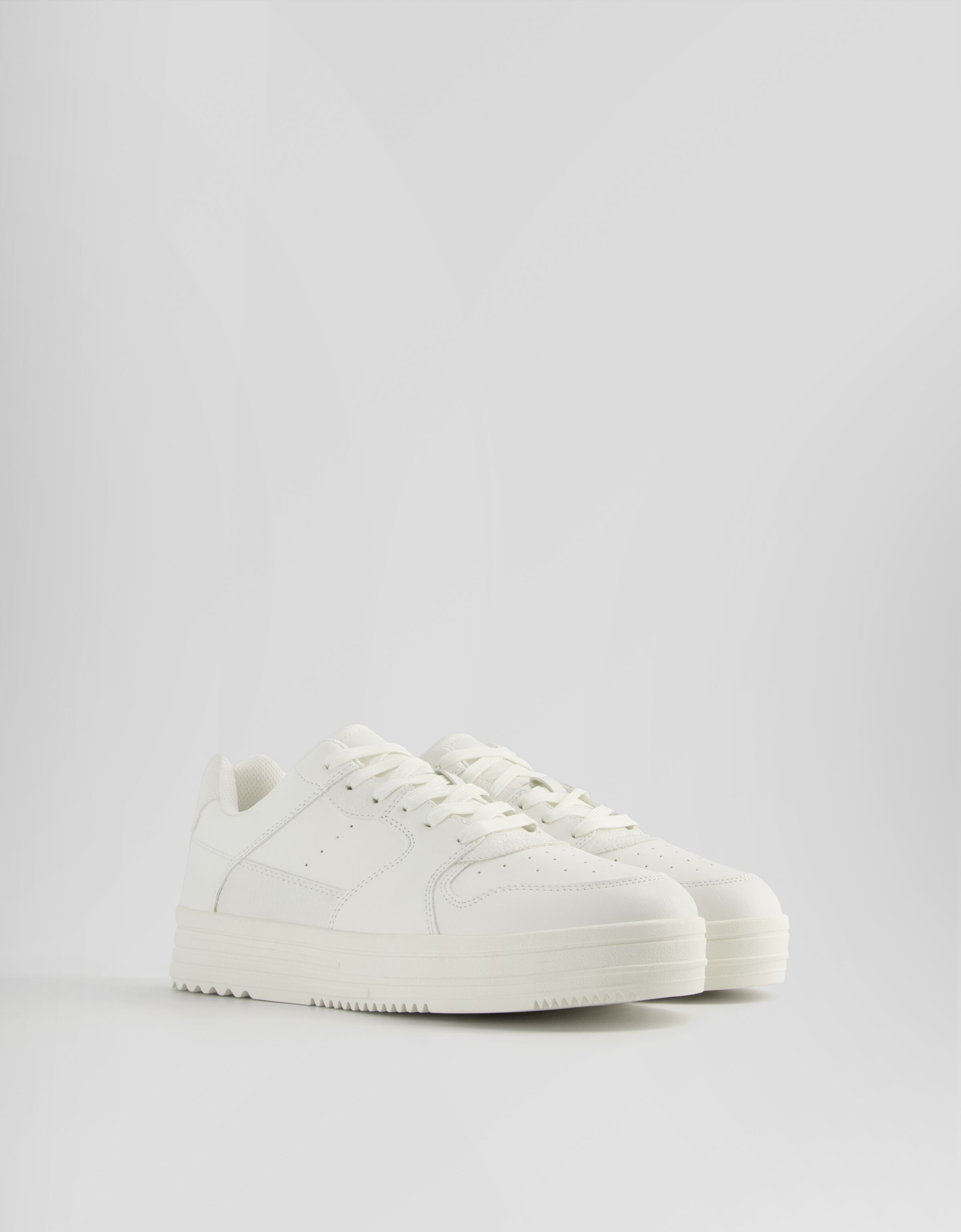 Bershka sneakers 2024