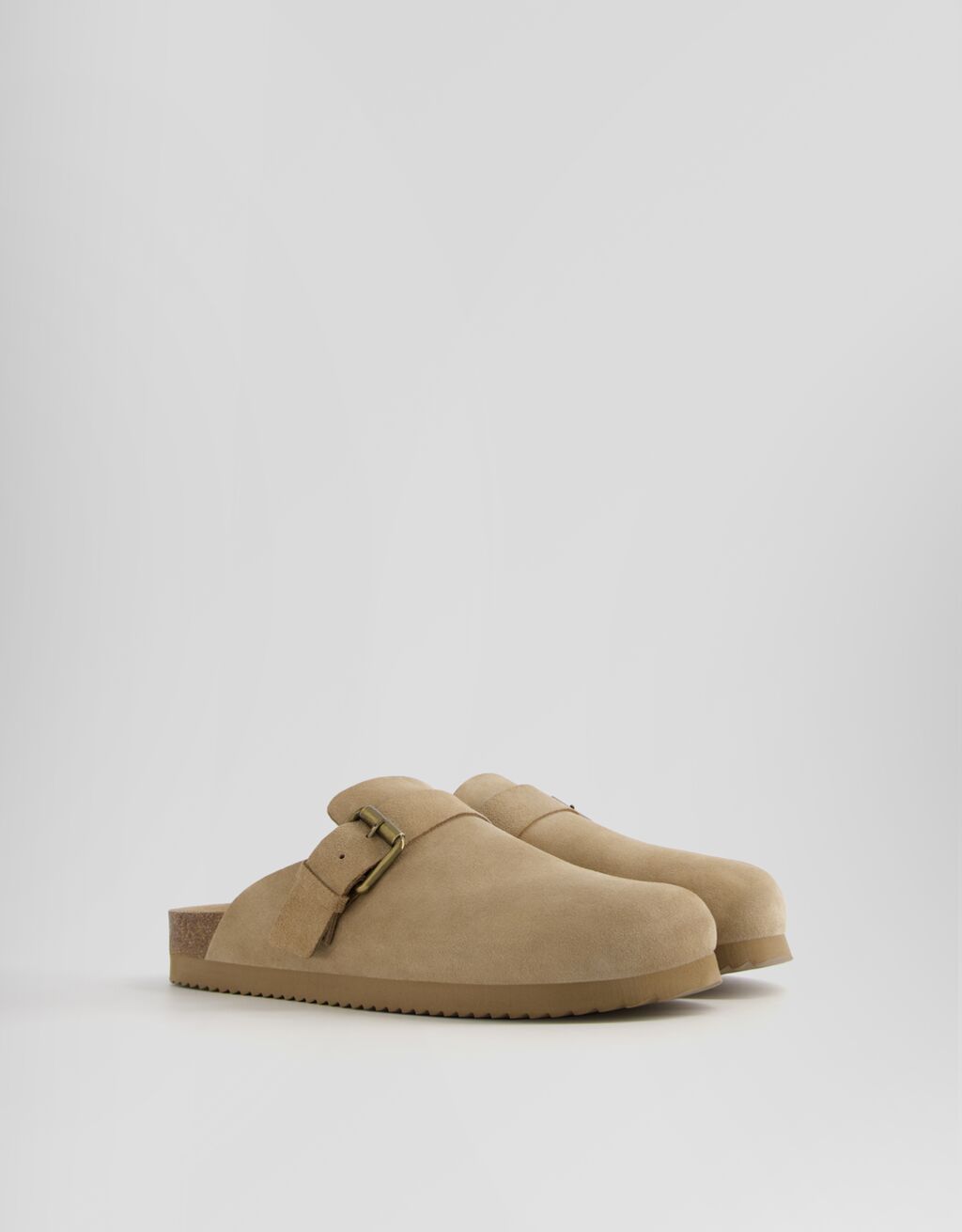 Men’s LEATHER clogs with buckle Men Bershka