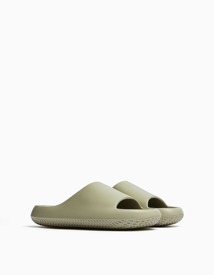 Men’s textured flat sandals - Men | Bershka