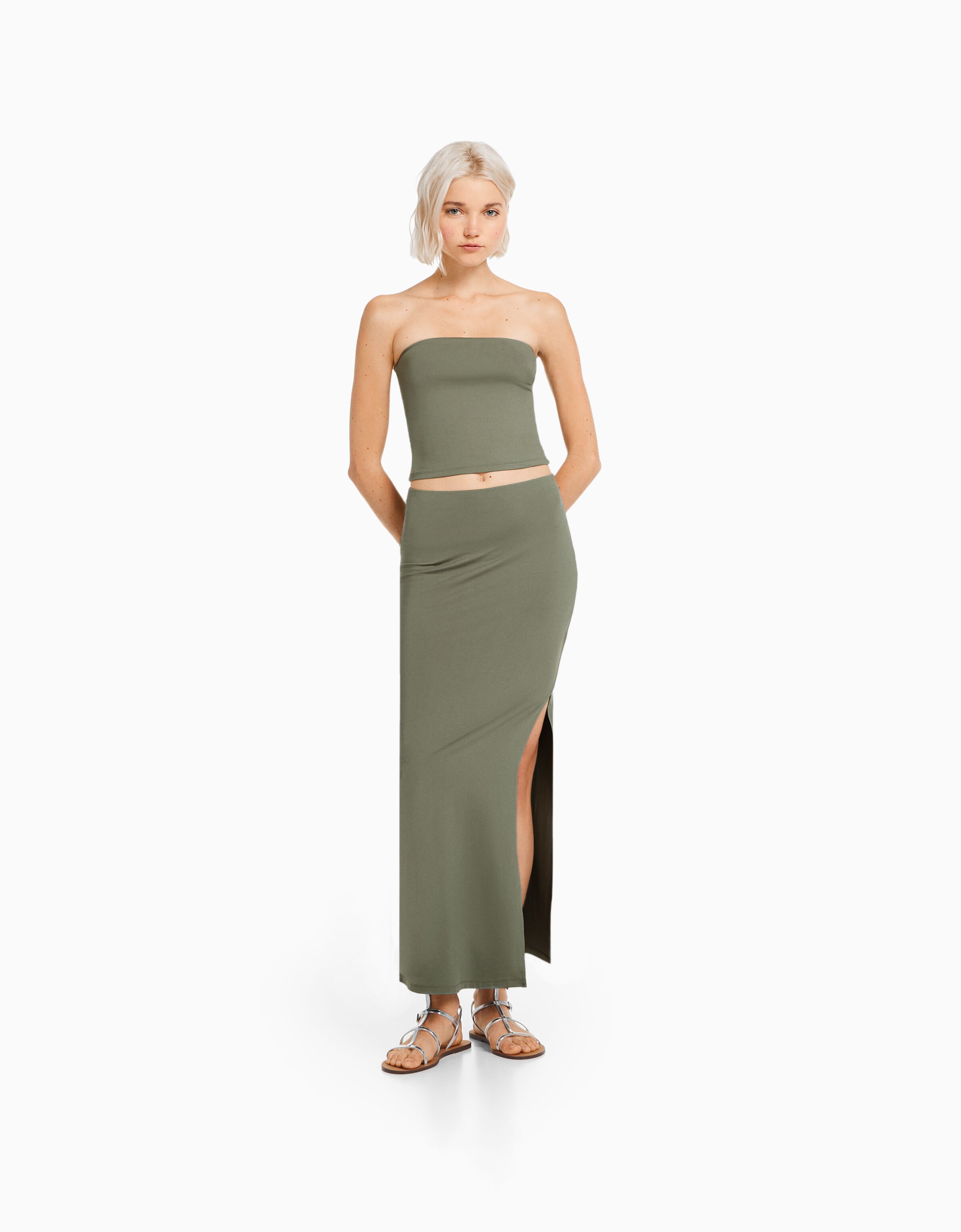 Set top bandeau y falda larga Mujer Bershka