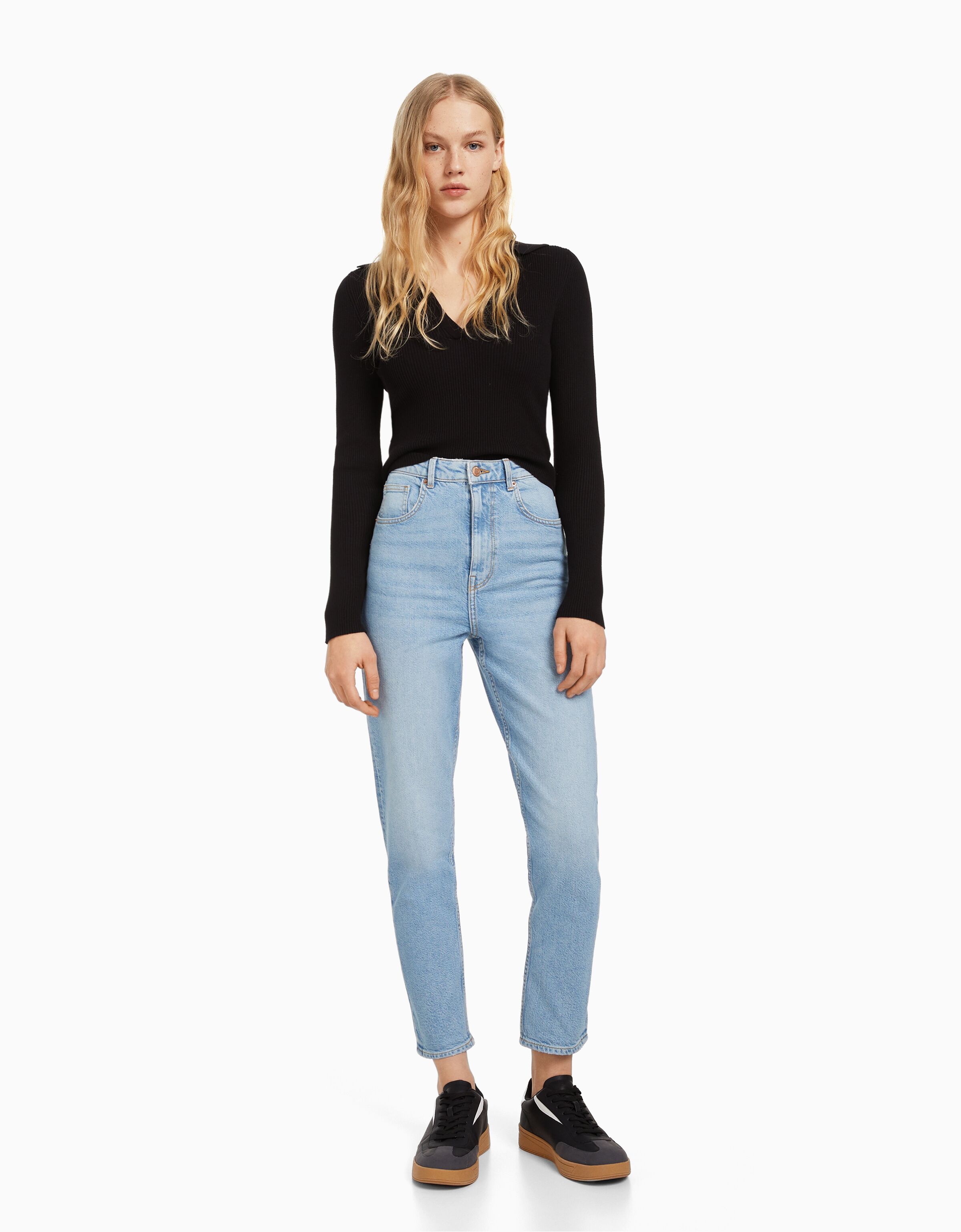 slim fit mom jeans