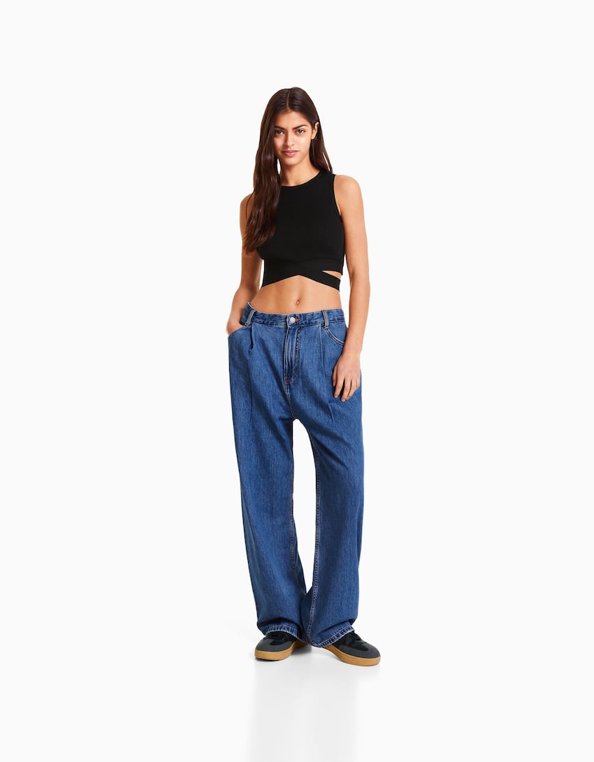 Pleated ‘90s jeans - Woman | Bershka