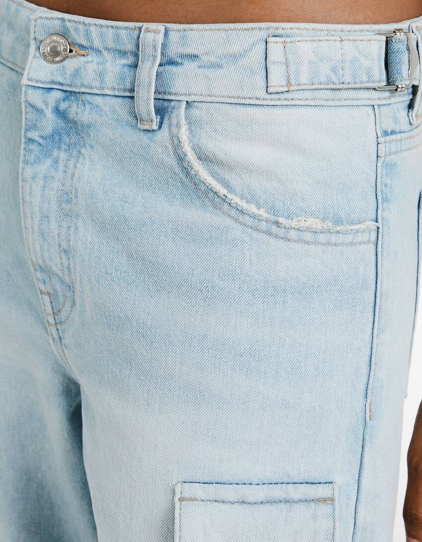 Faded multi-pocket cargo jeans - Woman | Bershka
