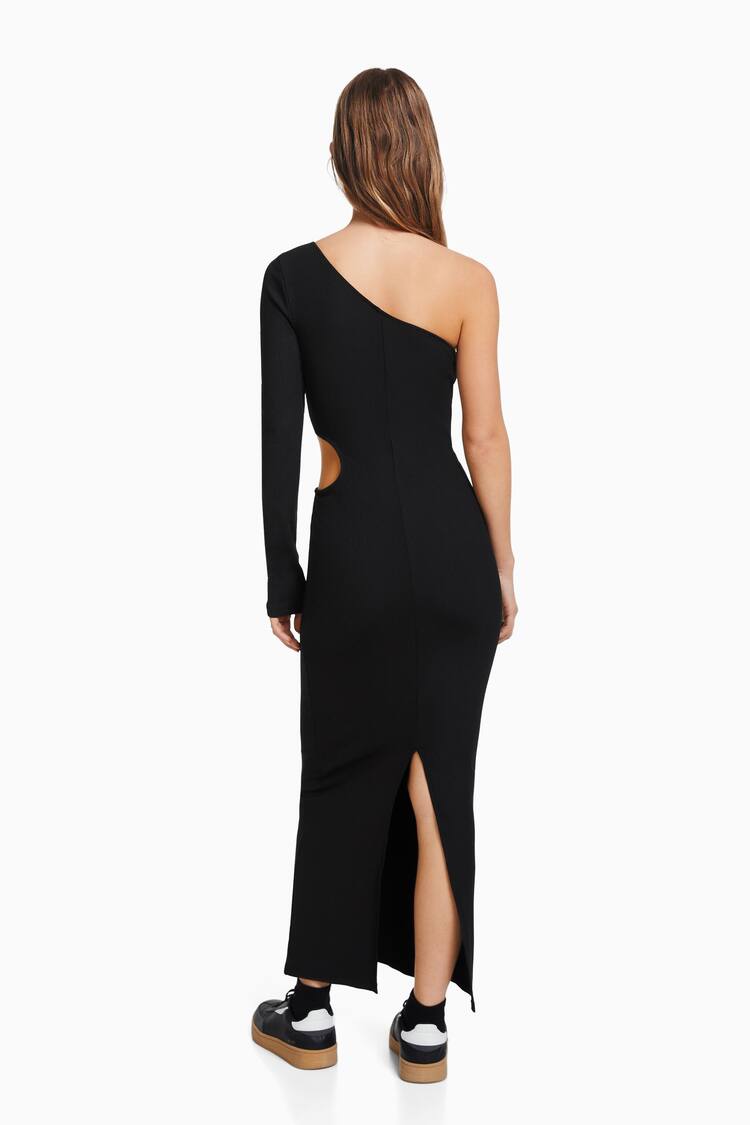 Long asymmetric dress with long sleeves and cut-out detail
