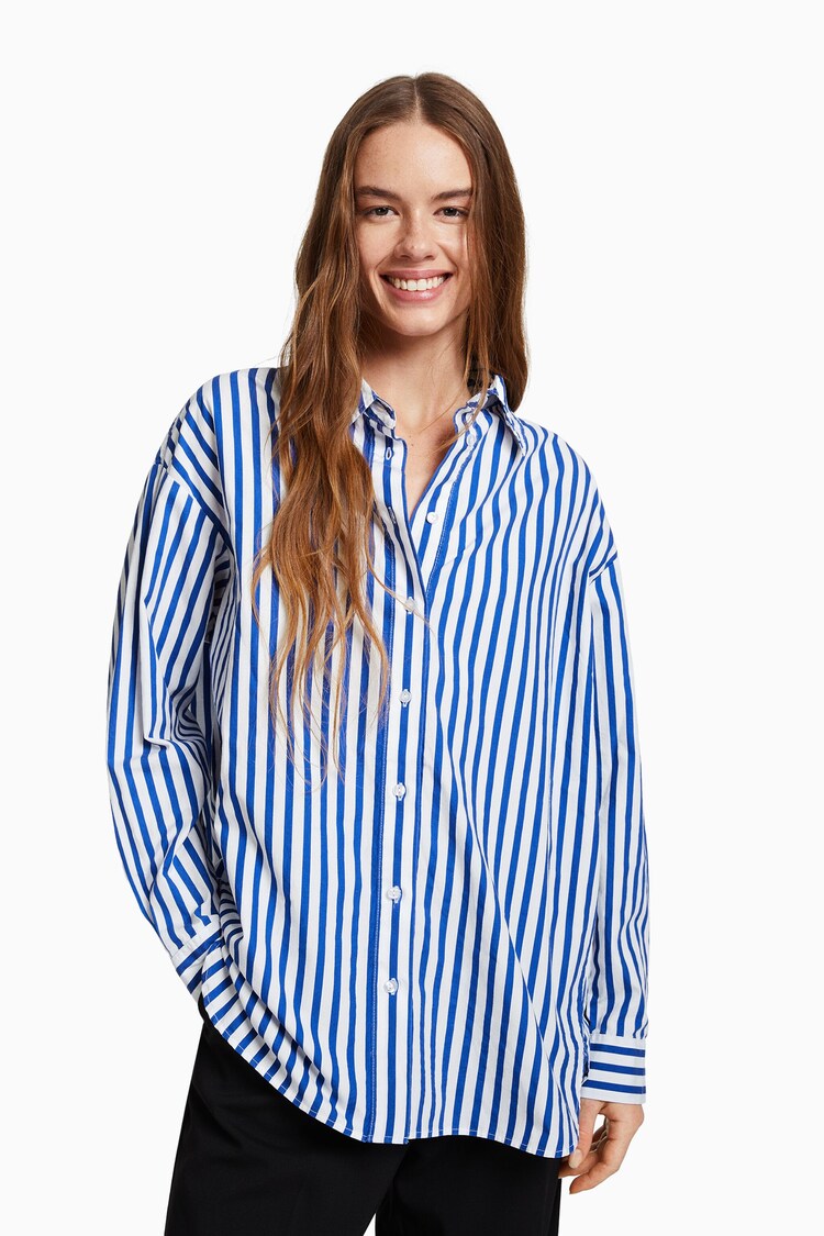‘Oversize’ stila poplīna krekls ar garām piedurknēm