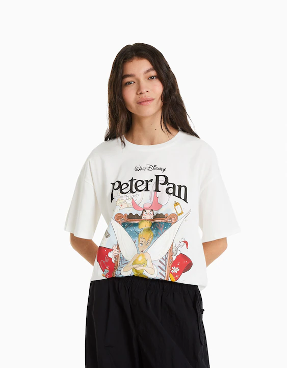 principal pastel importante Camiseta Peter Pan manga corta print - Mujer | Bershka