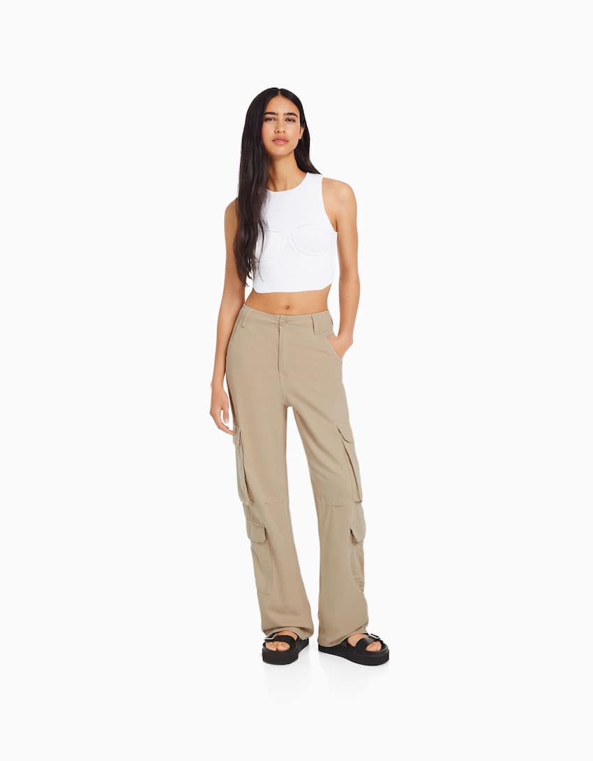 Adjustable multi-pocket twill cargo trousers - Women | Bershka
