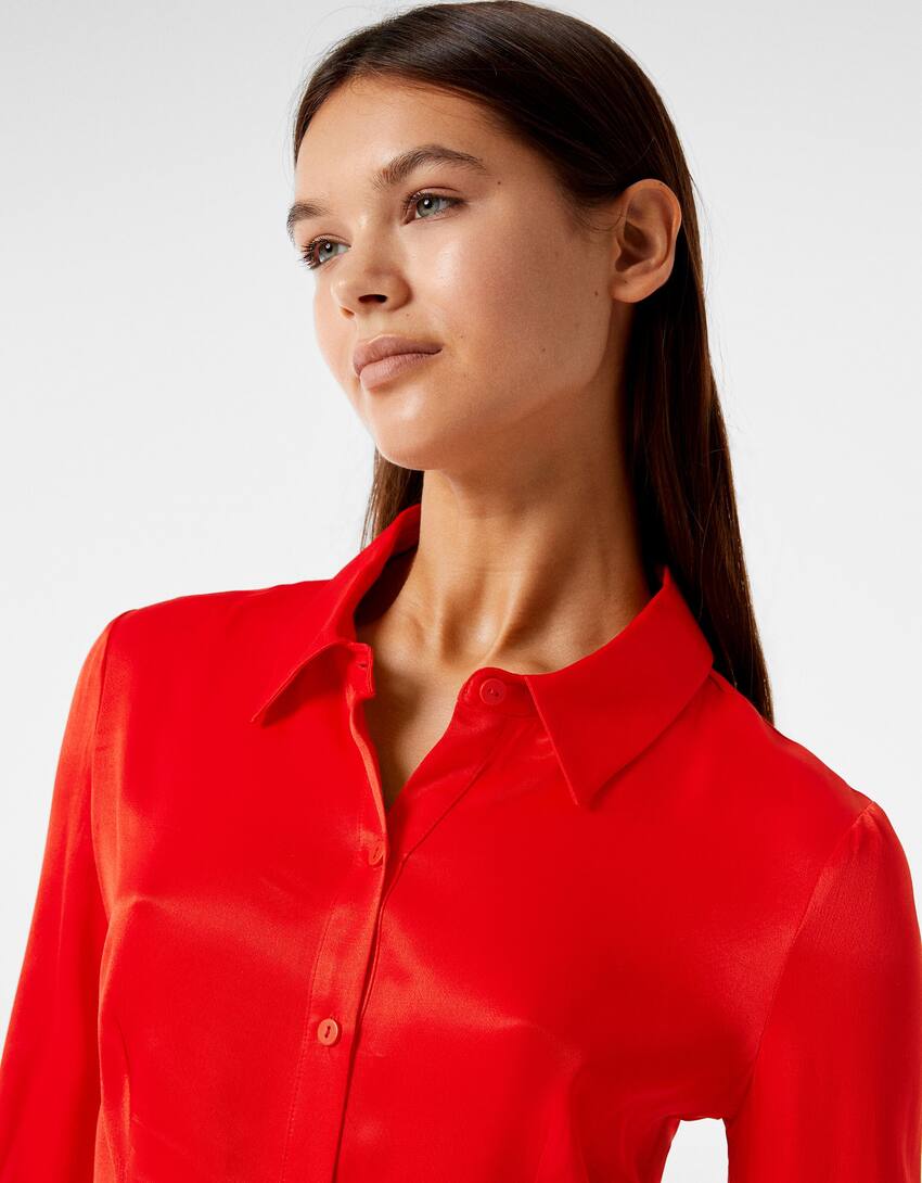 Long Sleeve Cropped Fitted Satin Shirt Woman Bershka 