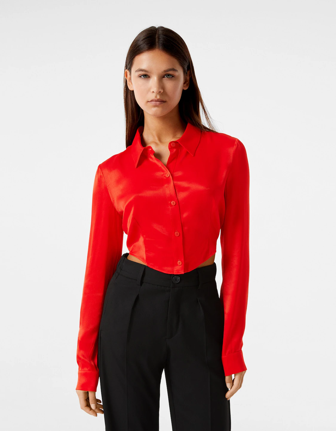 cabine Intact Mentaliteit Long sleeve cropped fitted satin shirt - Shirts and blouses - Woman |  Bershka