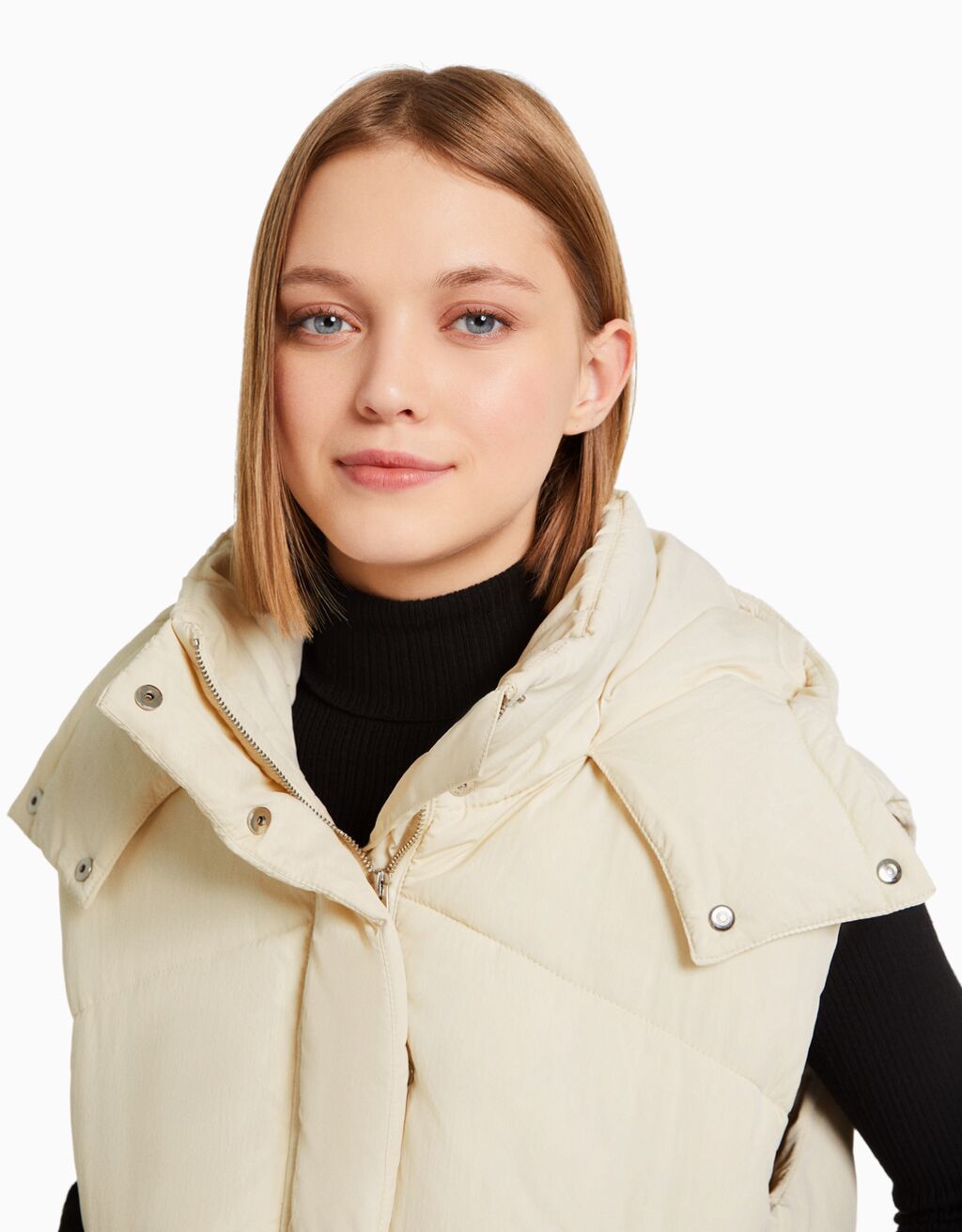 Oversized puffer gilet with hood Woman Bershka