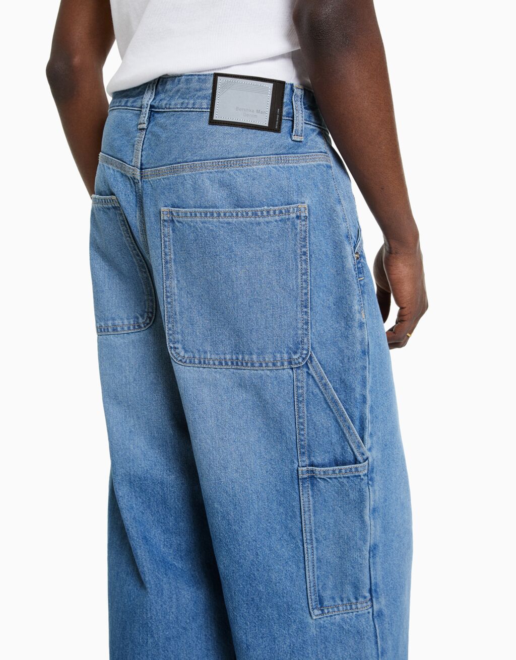 Baggy carpenter jeans Man Bershka