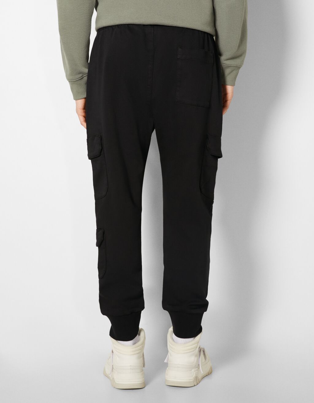 Slim cargo joggers Woman Bershka