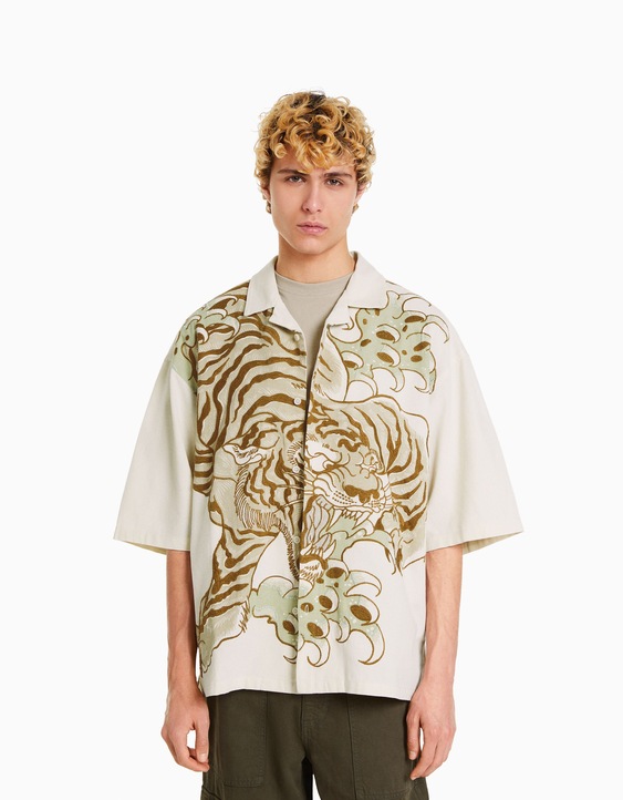 Camisa corta bordado tigre - Hombre | Bershka
