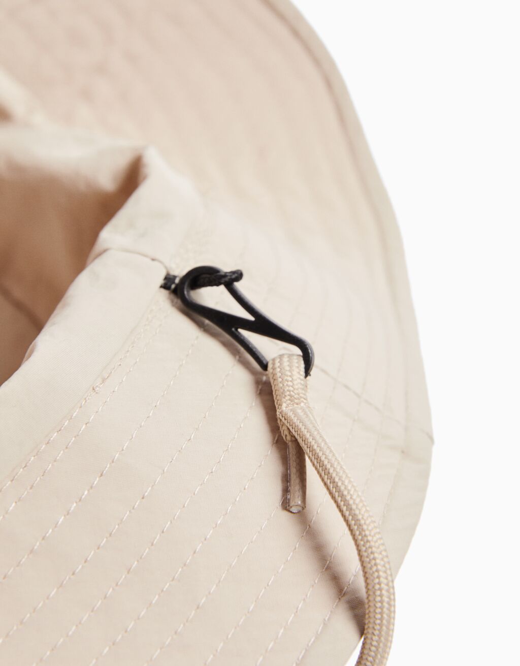 Nylon bucket hat with straps Women Bershka