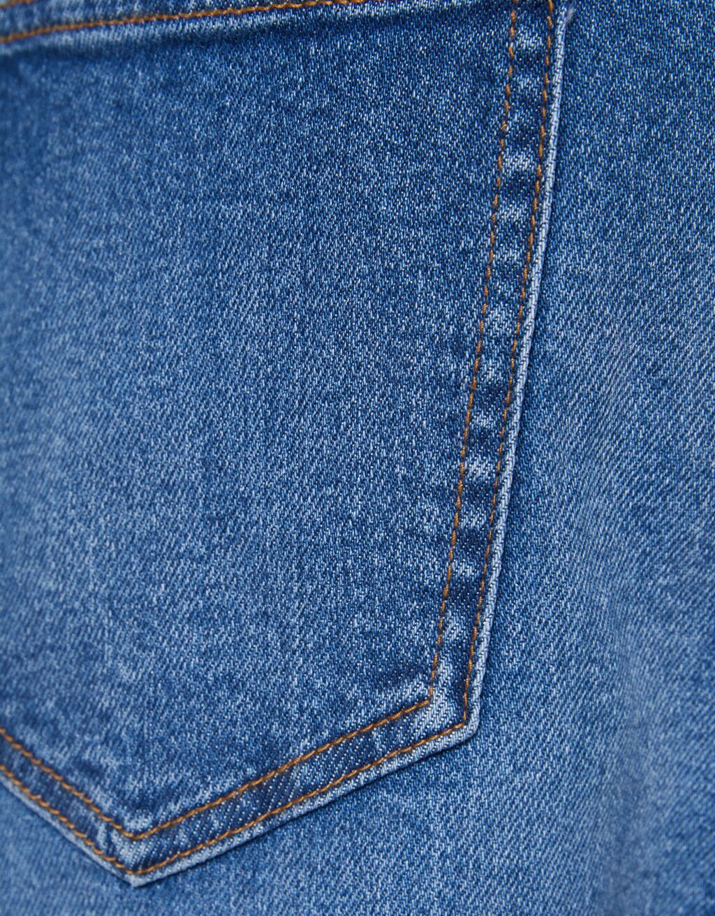 Ripped carrot fit jeans Man Bershka