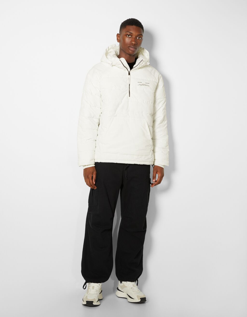 Puffer jacket with pouch pocket